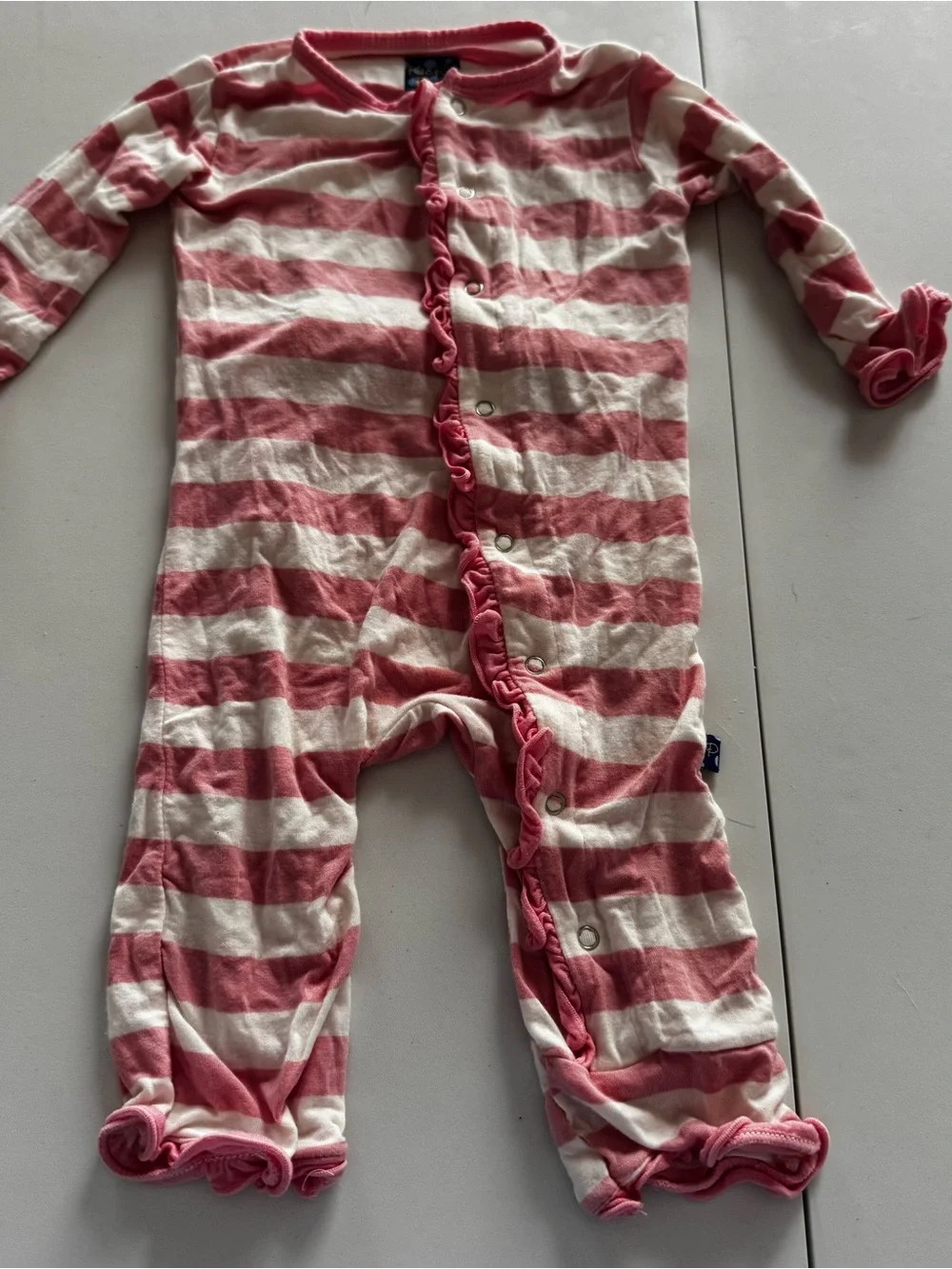 Kickee pants footless sleeper girls 3-6 months striped‎ pink white